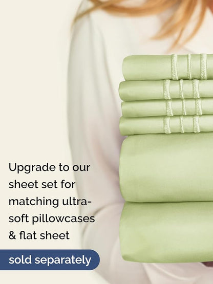 Extra Deep Twin XL Fitted Sheet - Hotel Luxury Single Fitted Sheet Only - Easily Fits 18 to 24 inch Mattress - Ultra Soft, Wrinkle Free with Extra Deep Pockets - Breathable & Comfy - Light Sage Green
