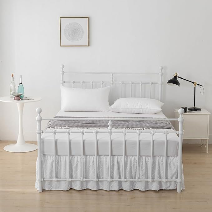Bed Skirt Full Size Ruffled Bed Skirt with Split Corners, 14 Inch Drop Dust Ruffle Bed Skirts with Platform, Boho Tufted Shabby Chic Full Size Bed Skirts, White