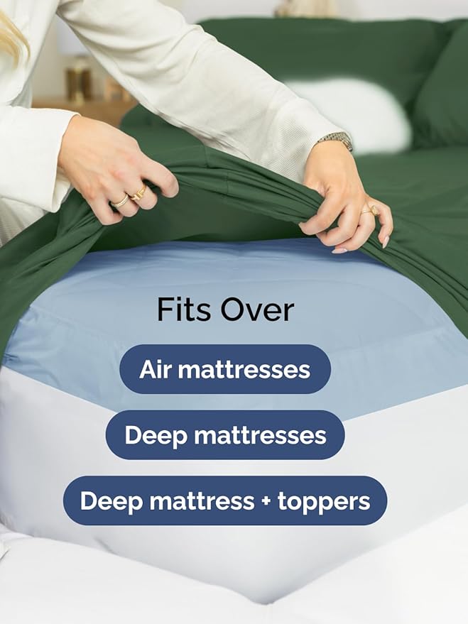 Extra Deep Cal King Fitted Sheet - Hotel Luxury Single Fitted Sheet Only - Easily Fits 18 inch to 24 inch Mattress - Ultra Soft, Wrinkle Free w/Extra Deep Pockets - Breathable & Comfy - Emerald Green