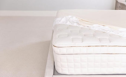Naturepedic Organic Waterproof Mattress Protector Pad - Washable & Reusable Fitted Stretch Knit Mattress Cover - Highly Absorbent Bed Incontinence Pads - Breathable Cotton Protector for Queen, 9"-16"