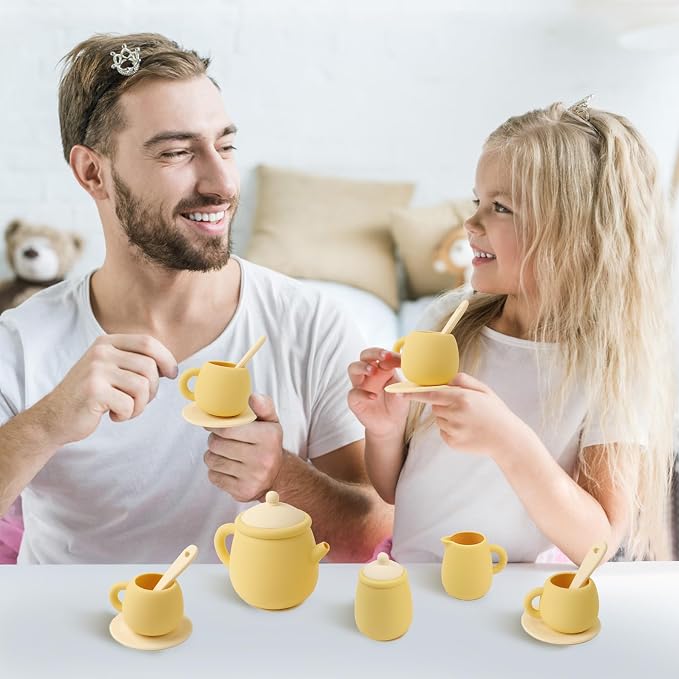 MCGMITT Toy Tea Set, Silicone Tea Party Set