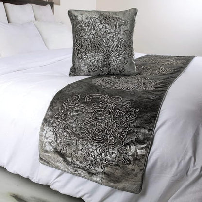 HomeCentric Designer Bed Runner with 2 Decorative Throw Pillow Covers, 86 x 18 Inch Damask Foil Velvet Embroidery Bed Scarf