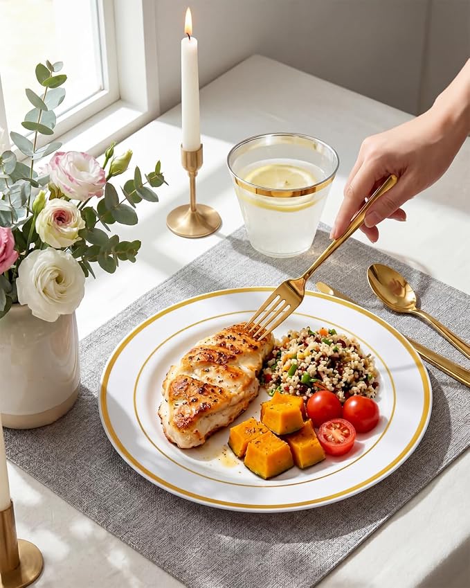 bUCLA 600Pcs White and Gold Plastic Plates