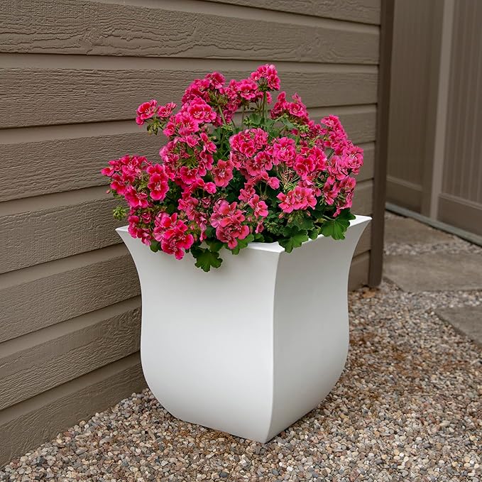 Mayne 5873-W Polyethylene Planter