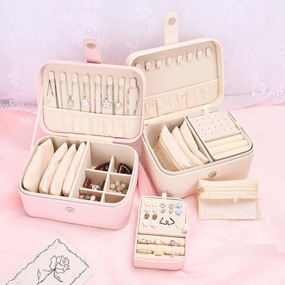 2 Layer Portable Jewelry Box, Large Jewelry Travel Case with 4 Jewelry Pouches, Medium Size Jewelry Organizer Box for Earrings, Necklaces, Bracelets (light pink)