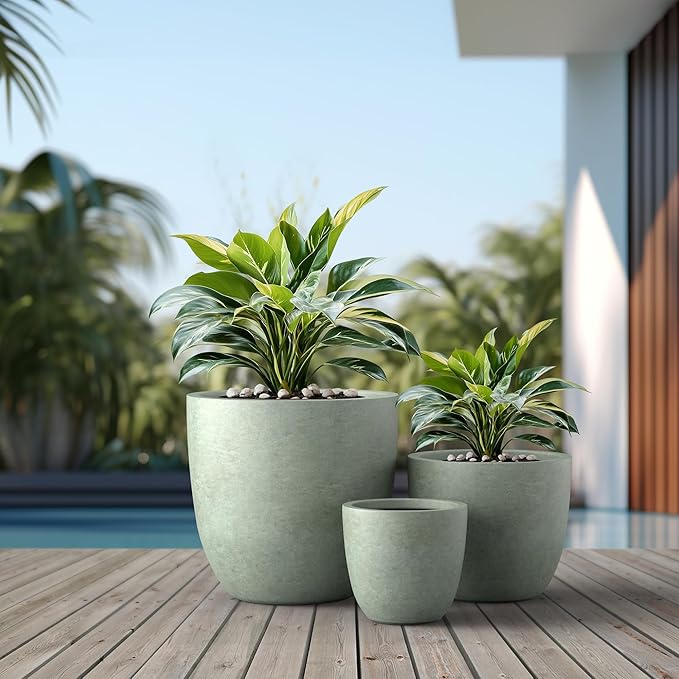 Kante 18", Outdoor Indoor Large Planter Pots