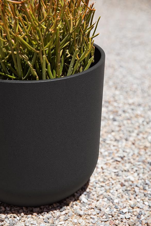 Veradek Round Black Plastic Planter Pots