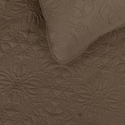 Easy-Going King Size Reversible Quilt Set with 1 Quilt and 2 Pillow Shams, Soft Bed Quilt Cover, Water Resistant Lightweight Microfiber Bedspread, Stain Resistant, Damask-Camel/Ivory