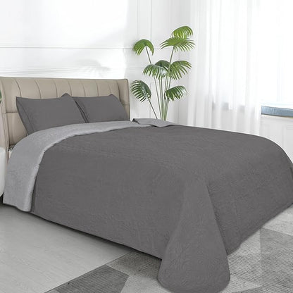 Easy-Going Twin Size Reversible Quilt Set with 1 Quilt and 1 Pillow Sham, Soft Bed Quilt Cover, Water Resistant Lightweight Microfiber Bedspread, Stain Resistant, Damask-Gray/Light Gray