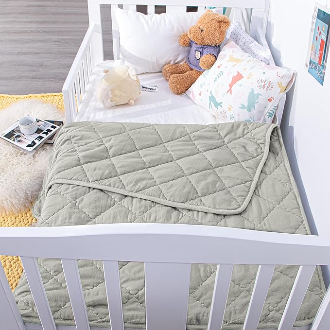 NTBAY Down Alternative Toddler Comforter, Lightweight and Warm Solid Color Baby Crib Quilted Blanket, 39x47 inches, Light Grey