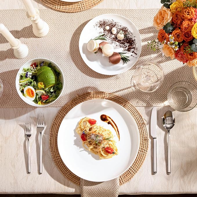 18-Piece Bone China Dinnerware Set
