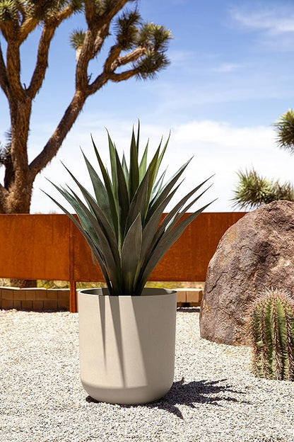 Veradek Round Lima Plastic Planter Pots